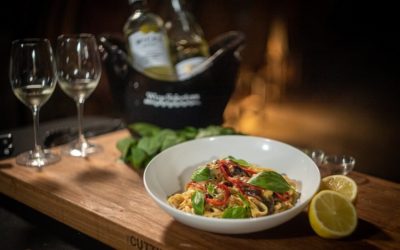 Lingine with Figs, Cream and Chilli