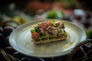 5112 Tuna Nicoise Salad2 - HEADER